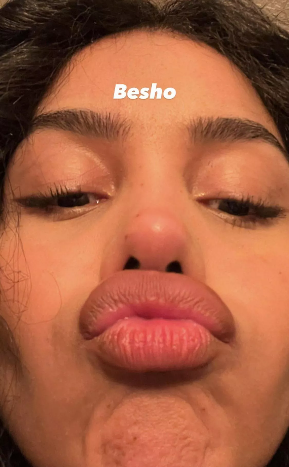 Close Up Nudes Pouting NUDE PICS ORG
