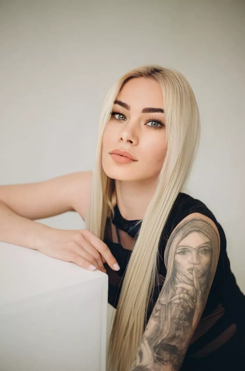 In Would Love To Know If You Can Handle This Nudes Hotgirlswithtattoos Nude Pics Org