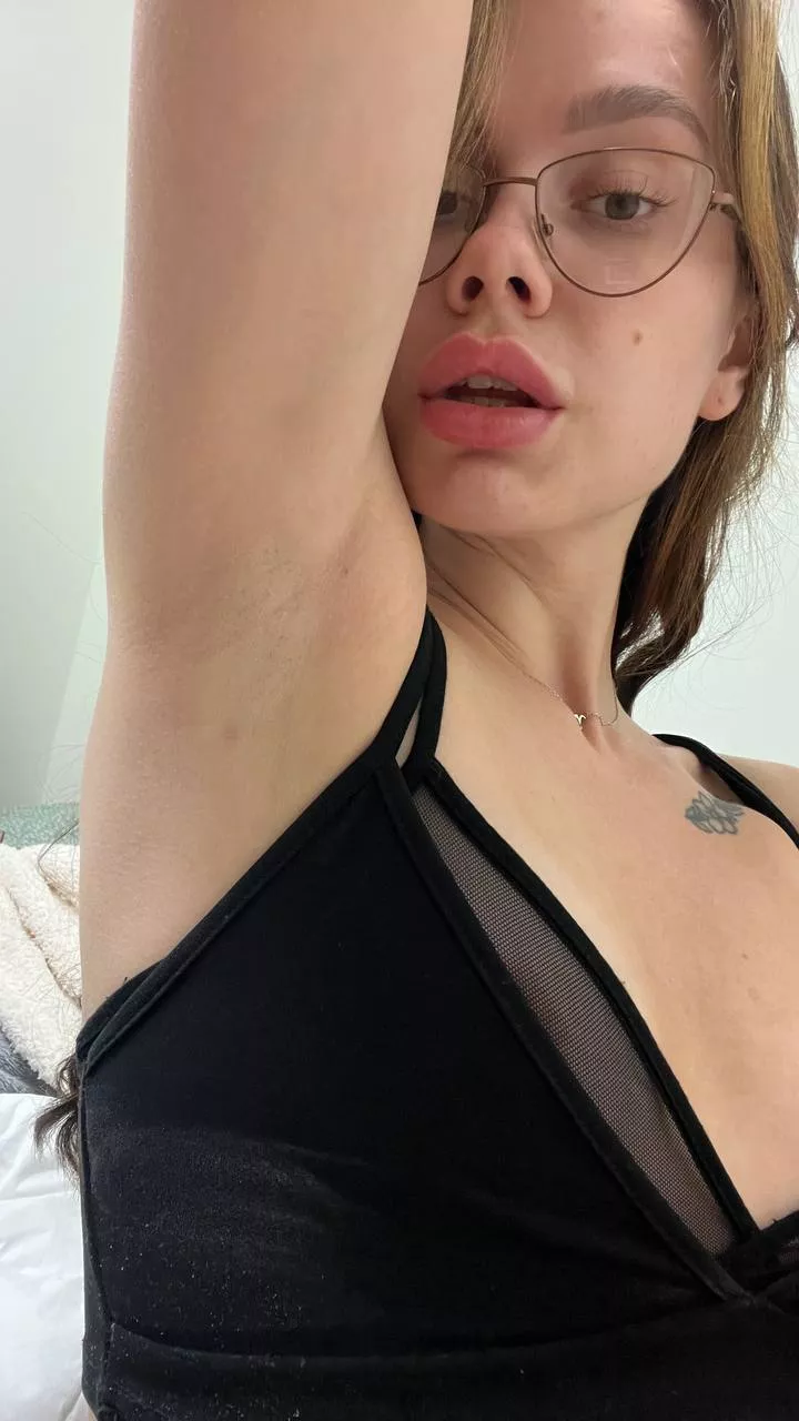 My Armpit Smells Like Flowers Nudes Armpitfetish Nude Pics Org