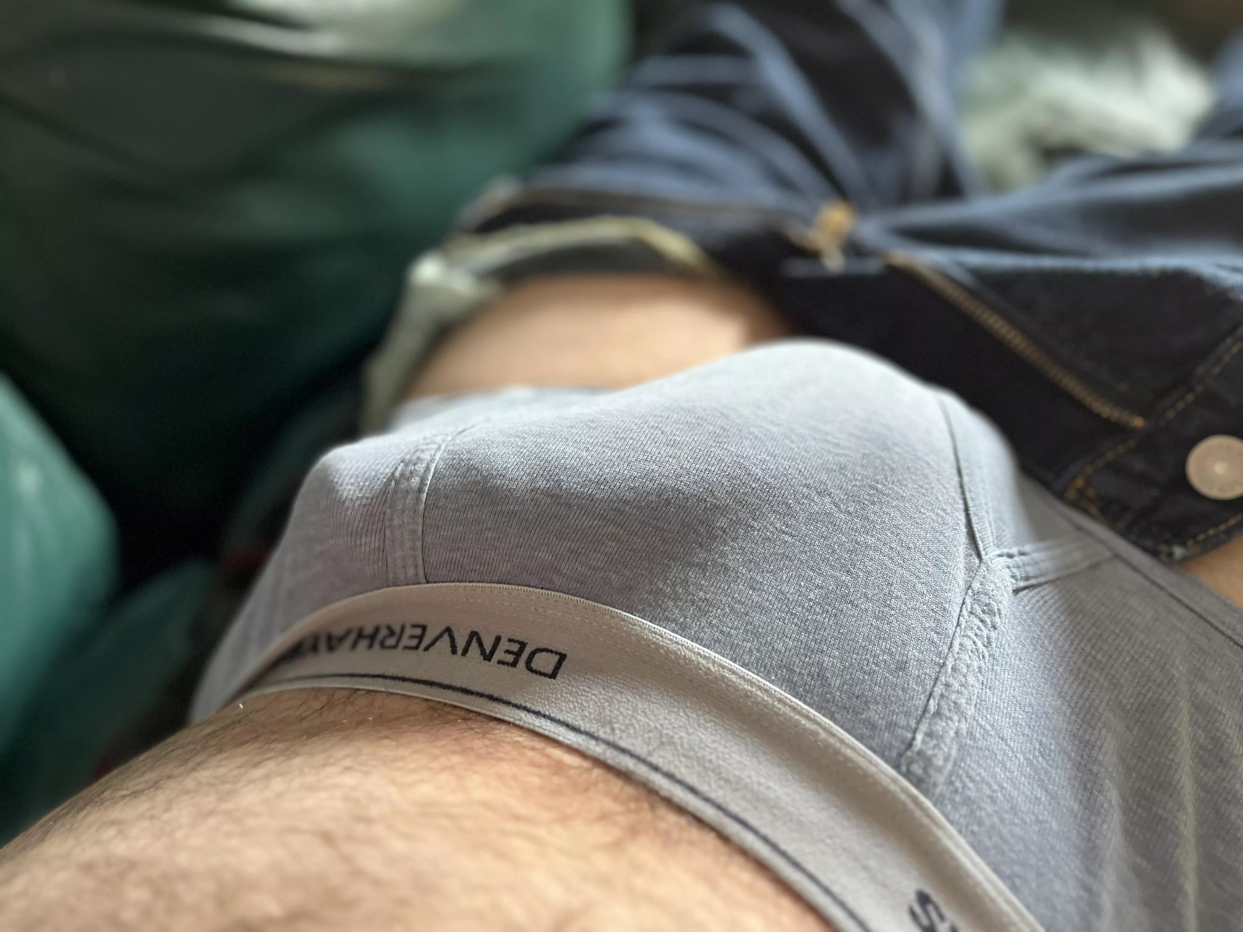 Cooling Off Under The A C Nudes CockOutline NUDE PICS ORG