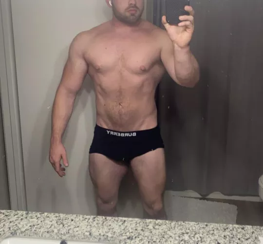 😈
