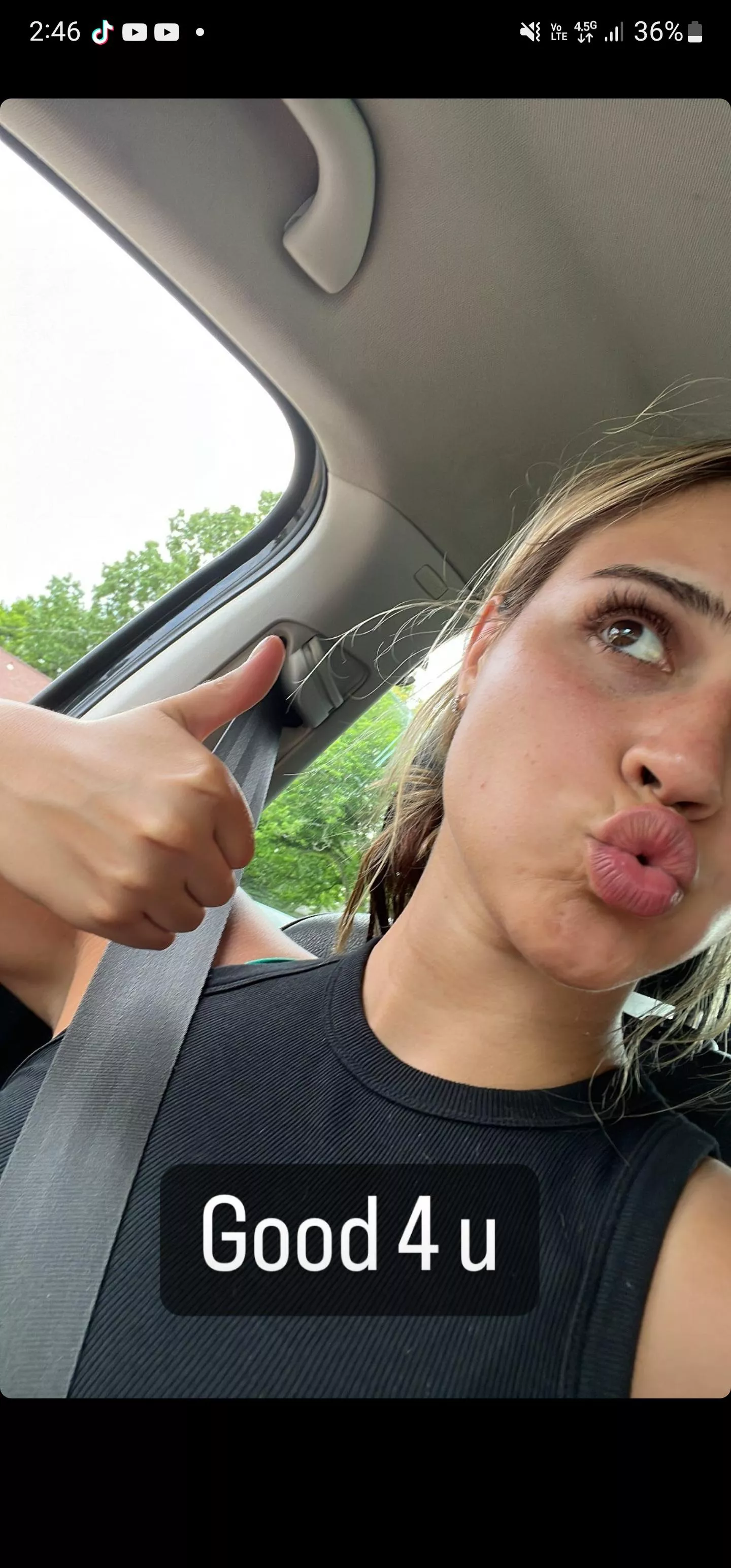 👍🏼💋🥴