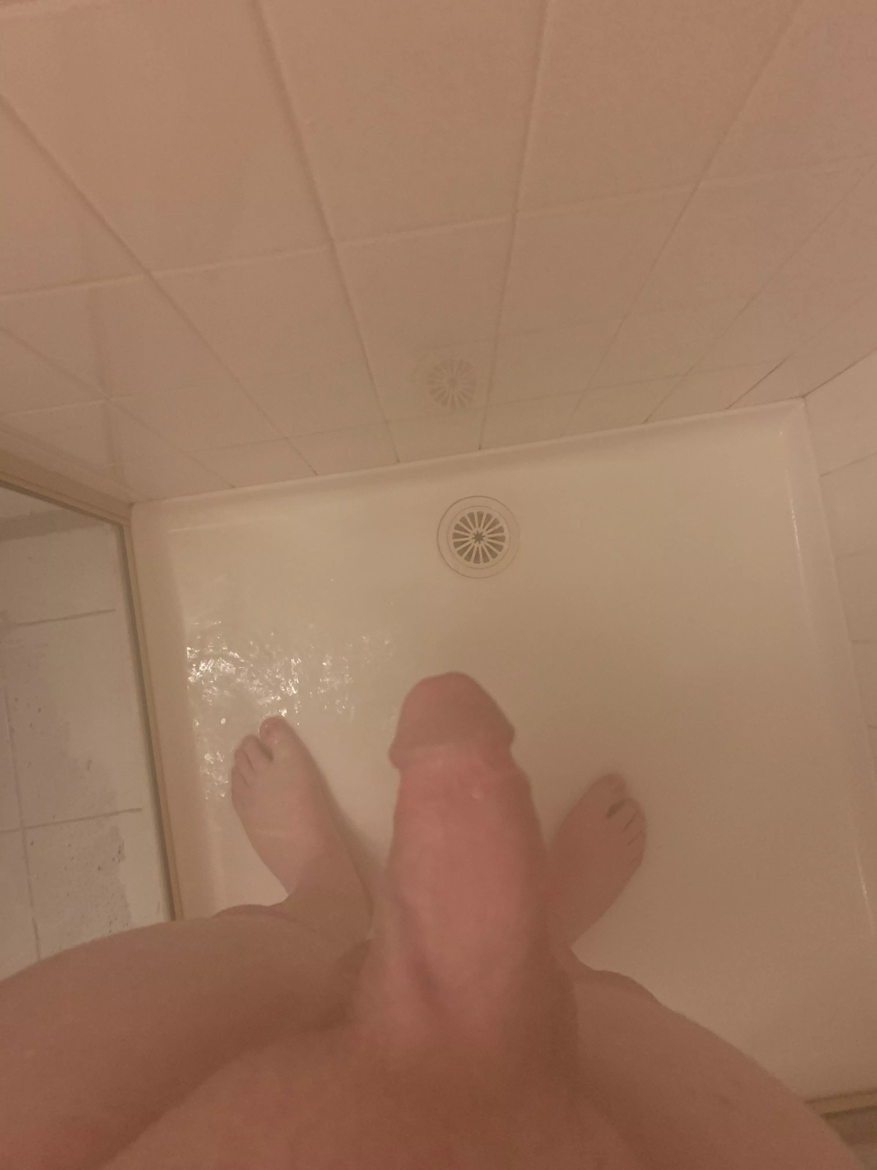 [18] photo is a repost but wanted to say my dms are open for requests