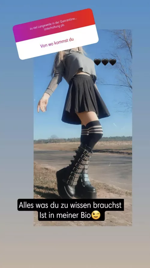 18 year old Girl love sex outside