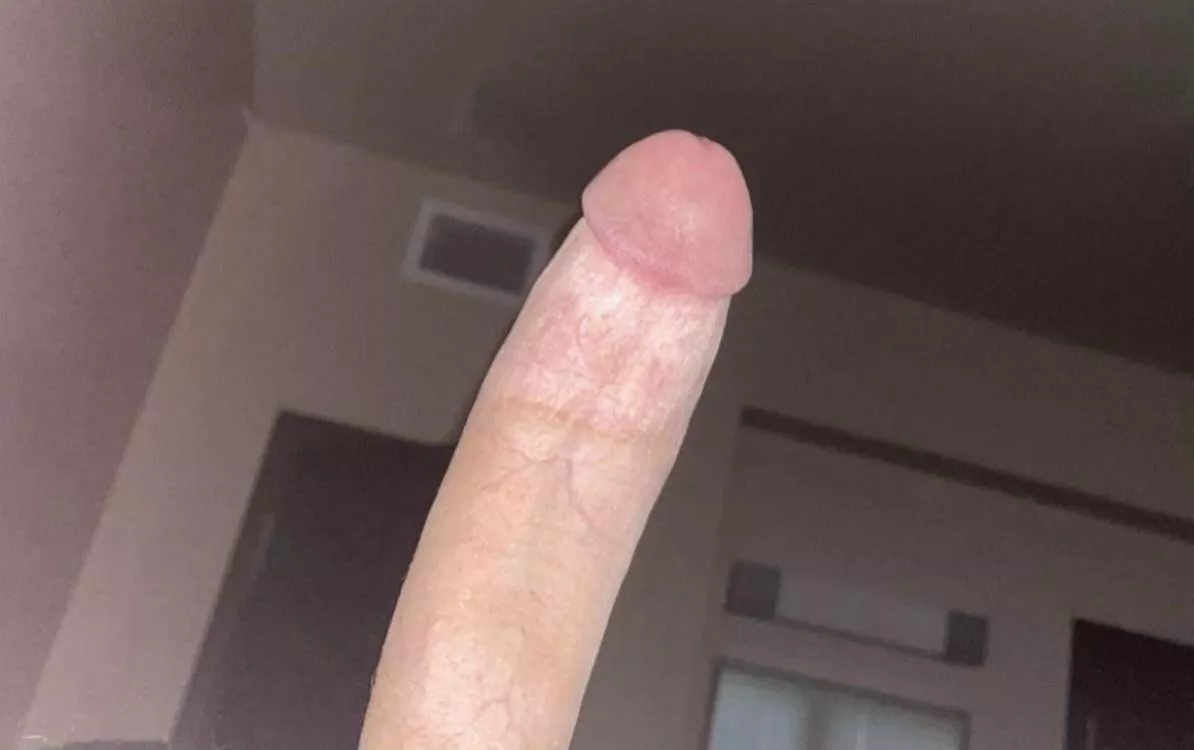 18 yo 6’3 8” Highschool football player. I want only the most disgusting pathetic slaves with no limits to hit me up and if ur lucky I’ll change ur life and make u addicted to ur new god. More depraved the better ;)