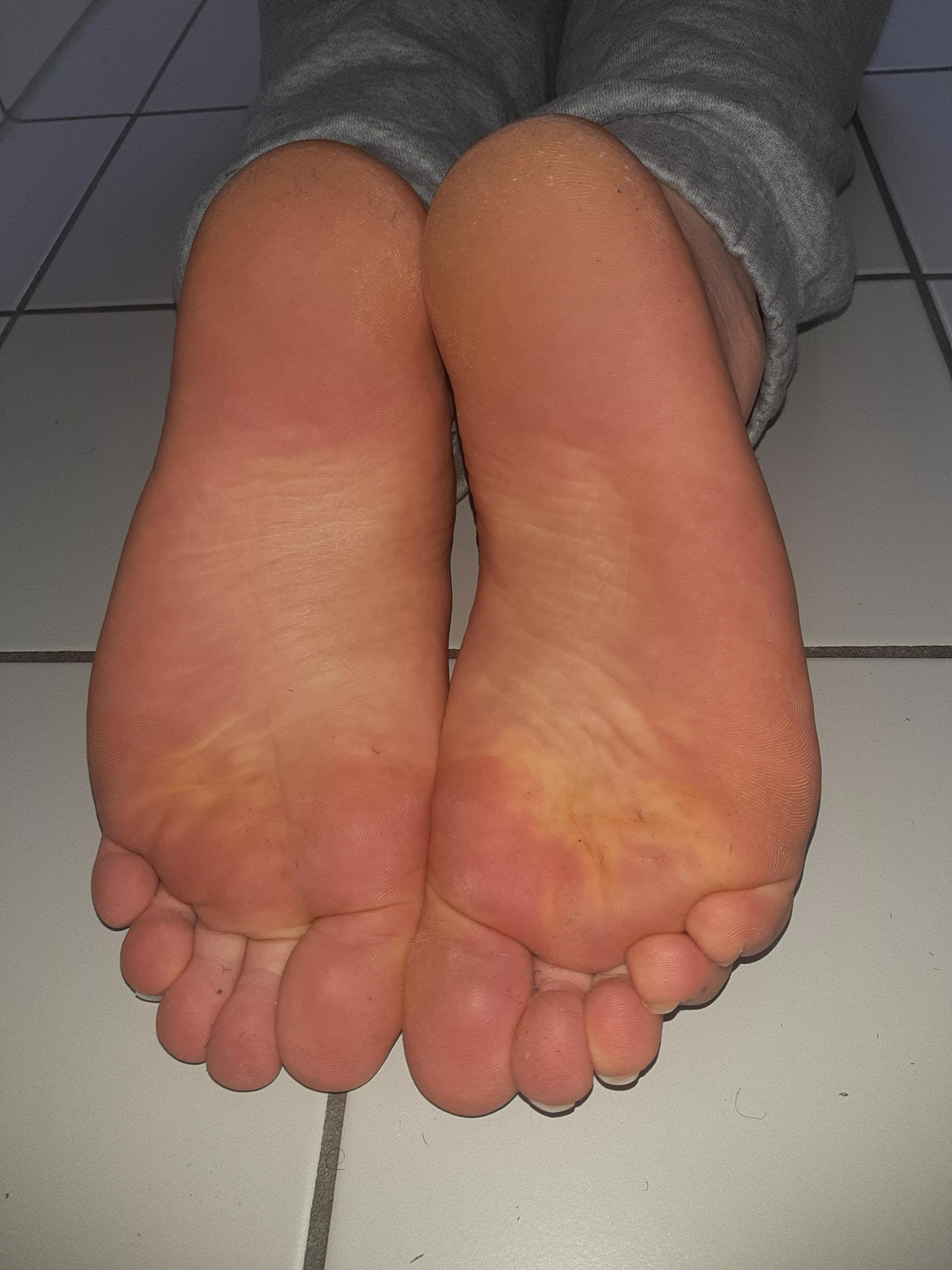 18 yo soles