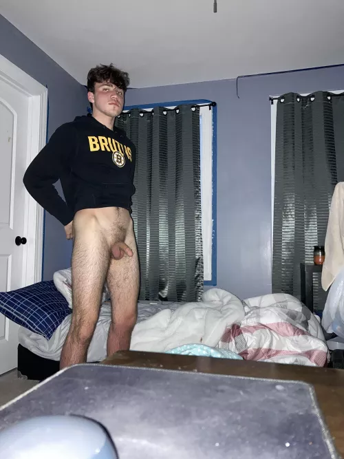 18M Was just catfished but left horny…