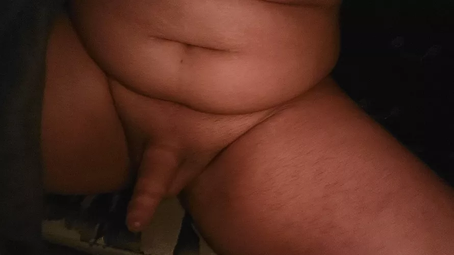 19, anyone like sucking softies 😏