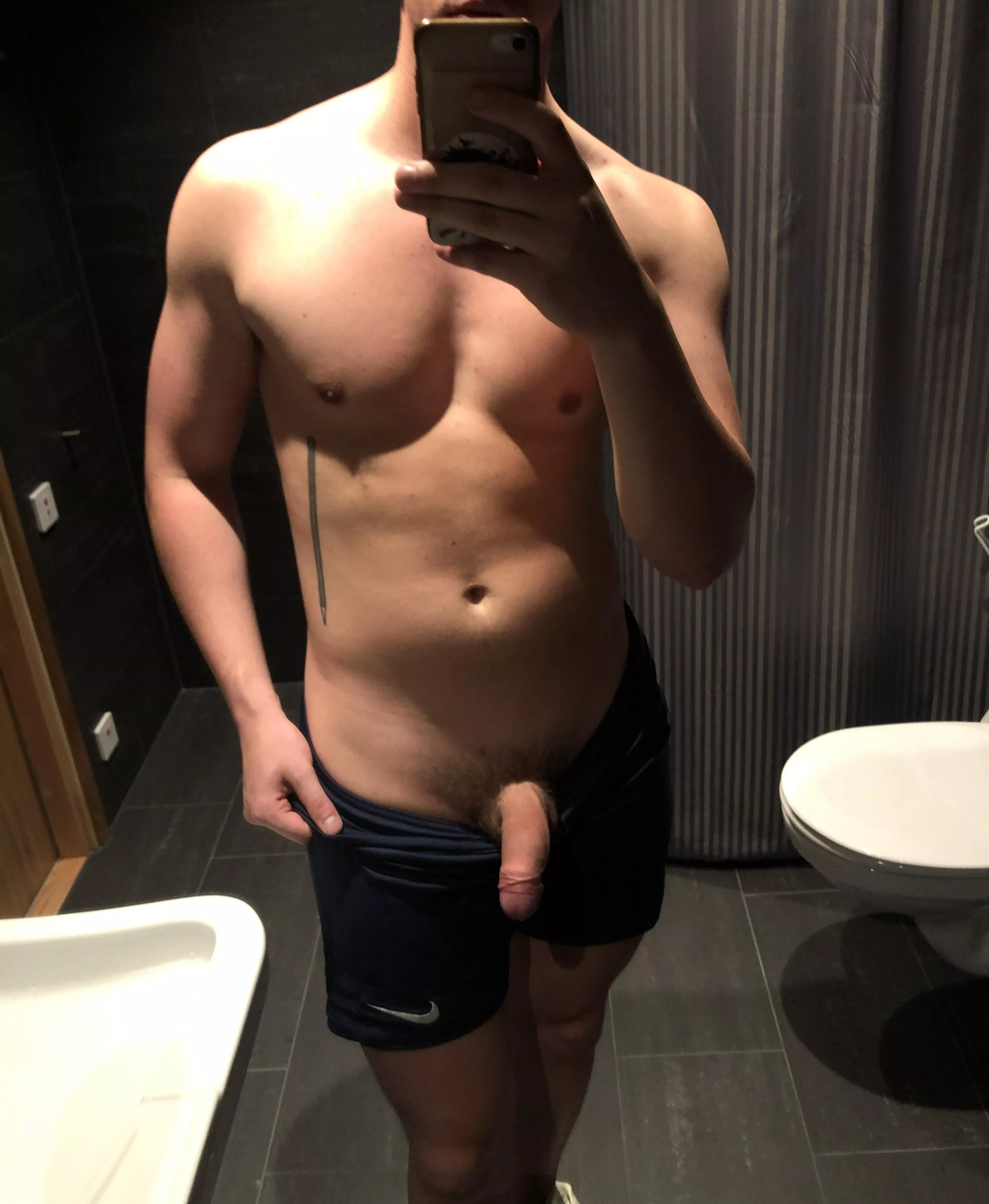 (19) really wish u came to the gym today bro😩