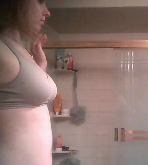 (19F) looking in the mirror