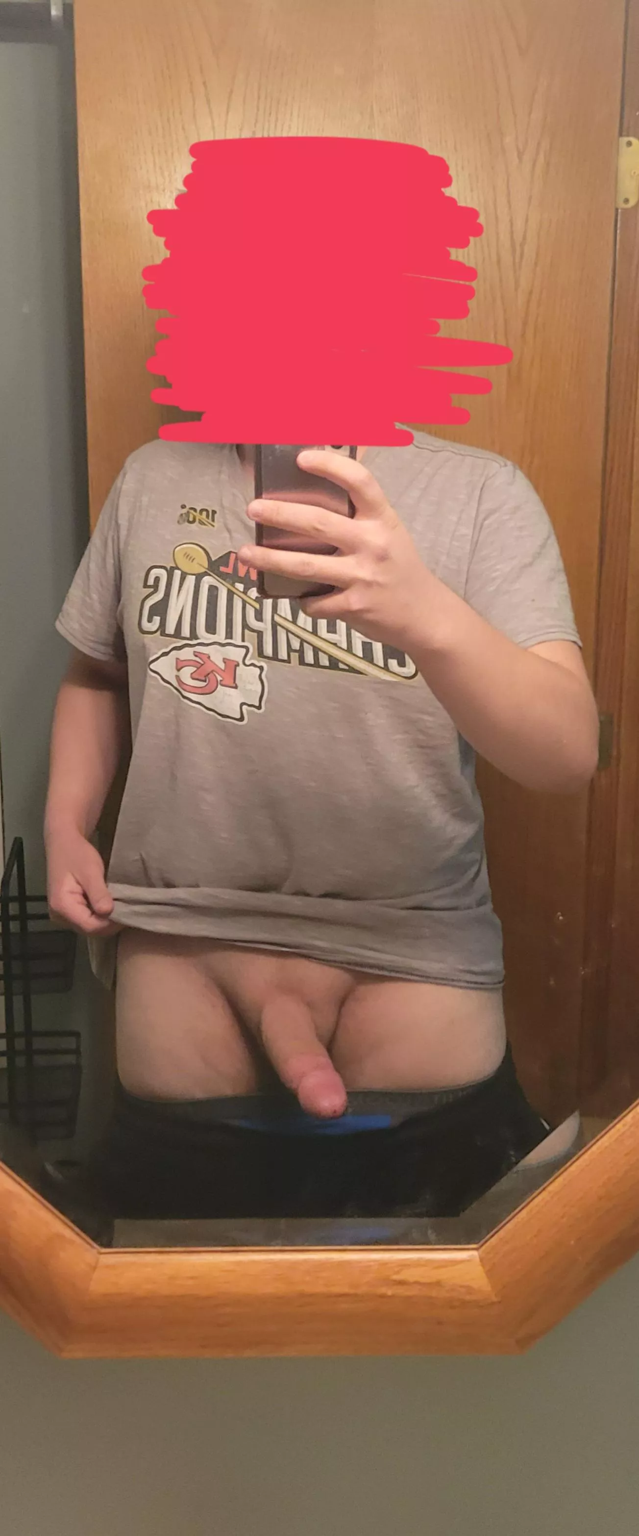 [19m] How's the thickness? 8in x 6.6in DMs open