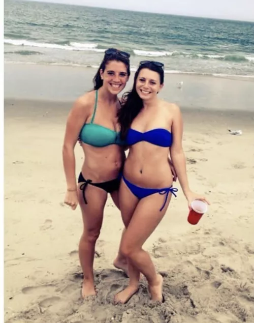 [2] 19 yo sluts. On has huge tits. The other likes anal.