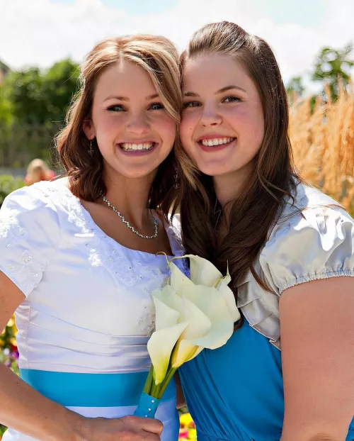 [2] only one of these besties can give you a BJ, who do you pick?