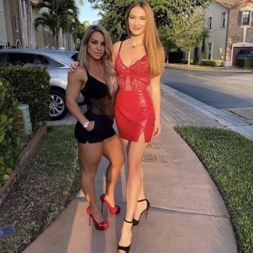 [2] short ripped blonde or tall redhead?