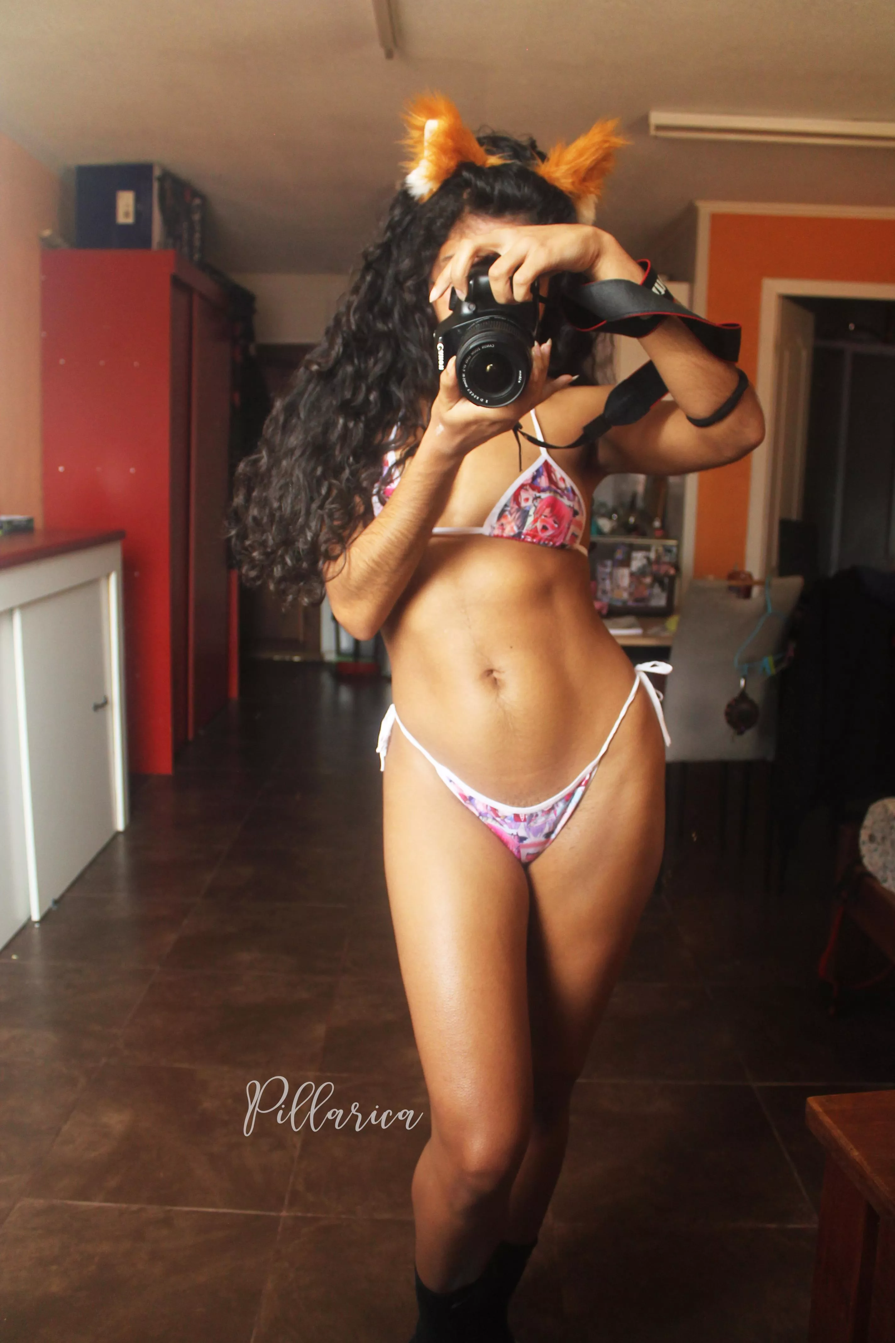 20% OFF ($8) FOR A FEW DAYS For my dear little bugs. Crazy Latina, with a lot of hair and brunette. Do you like petite women who love anime? Come and