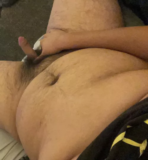 21 hairy brown chub wanting someone to bow down to this cock😍