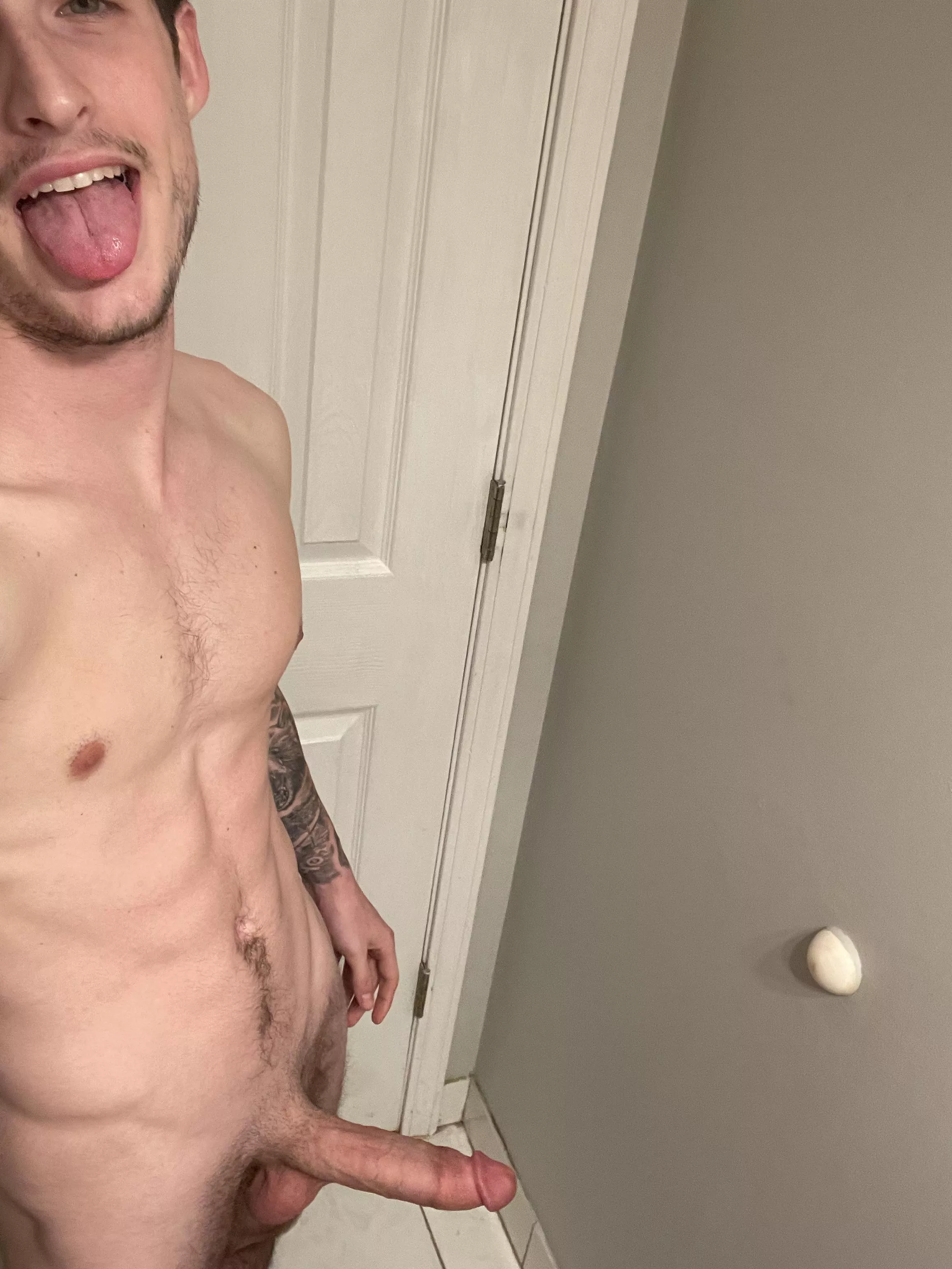 (21) if I was your roommate what would you do to me?😏