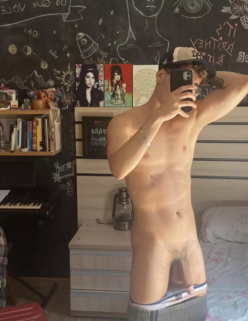 [21] my favorite part before sucking is u licking all over my body 😎👅