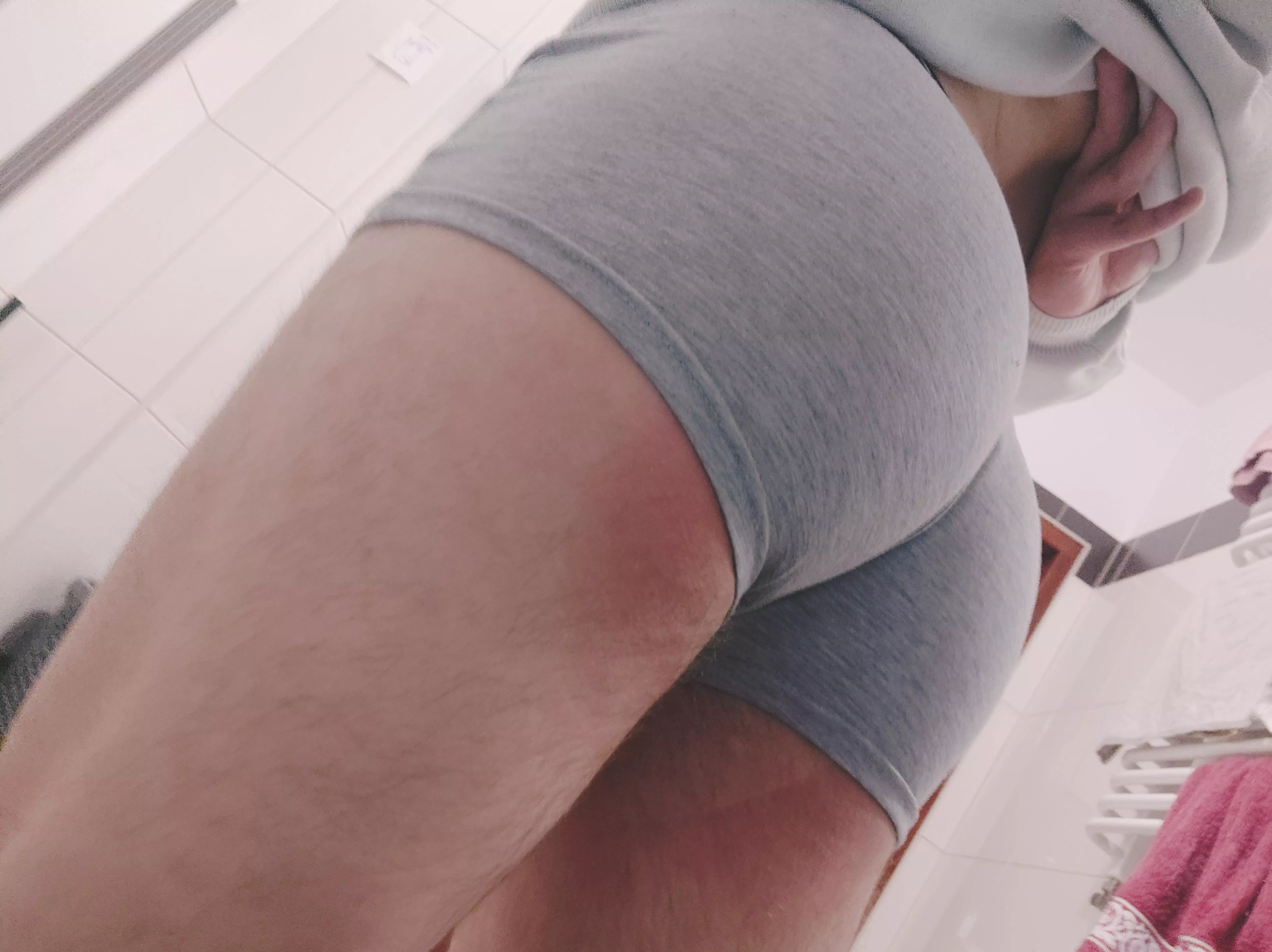 (21) Wanna spank this boy booty?