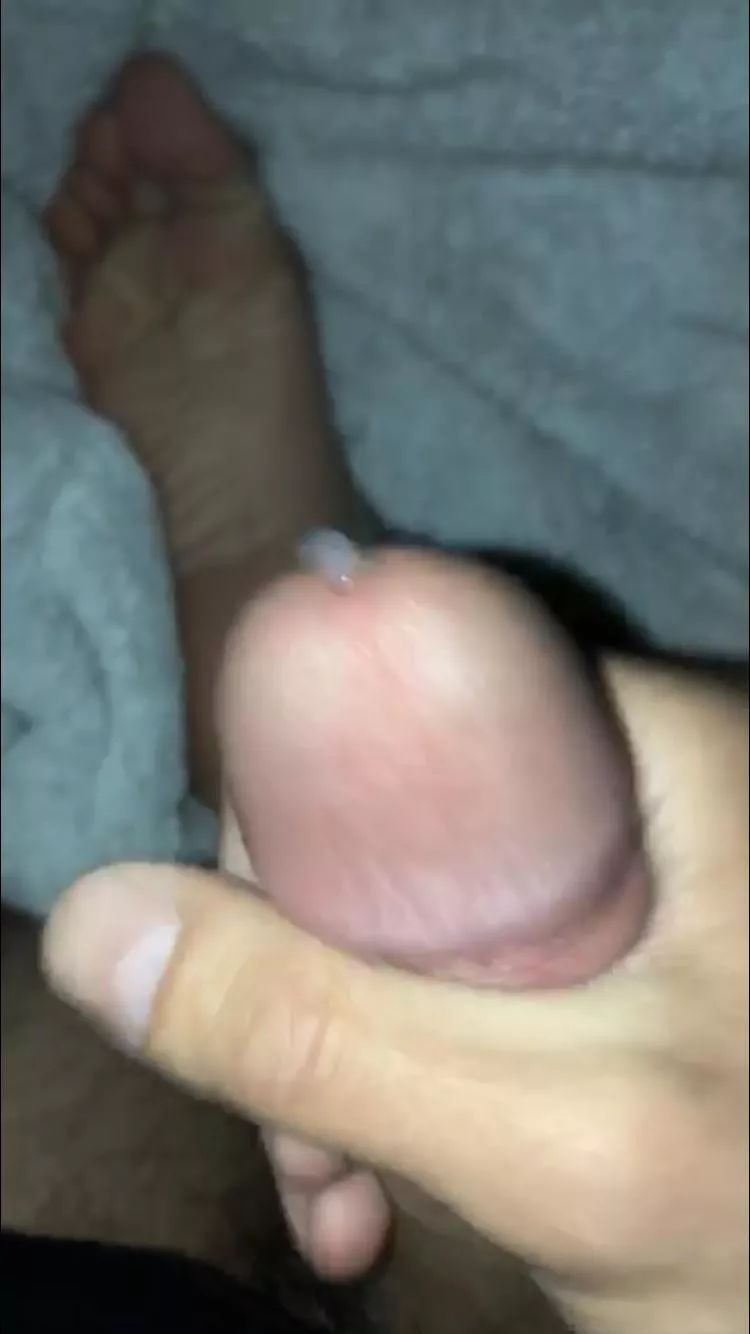 (21) won’t let me post the video i came on my own feet video is so hot