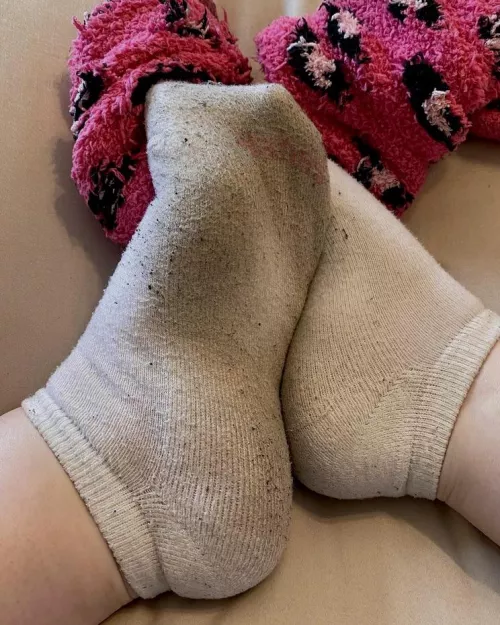 21[f]: gym socks 💦.