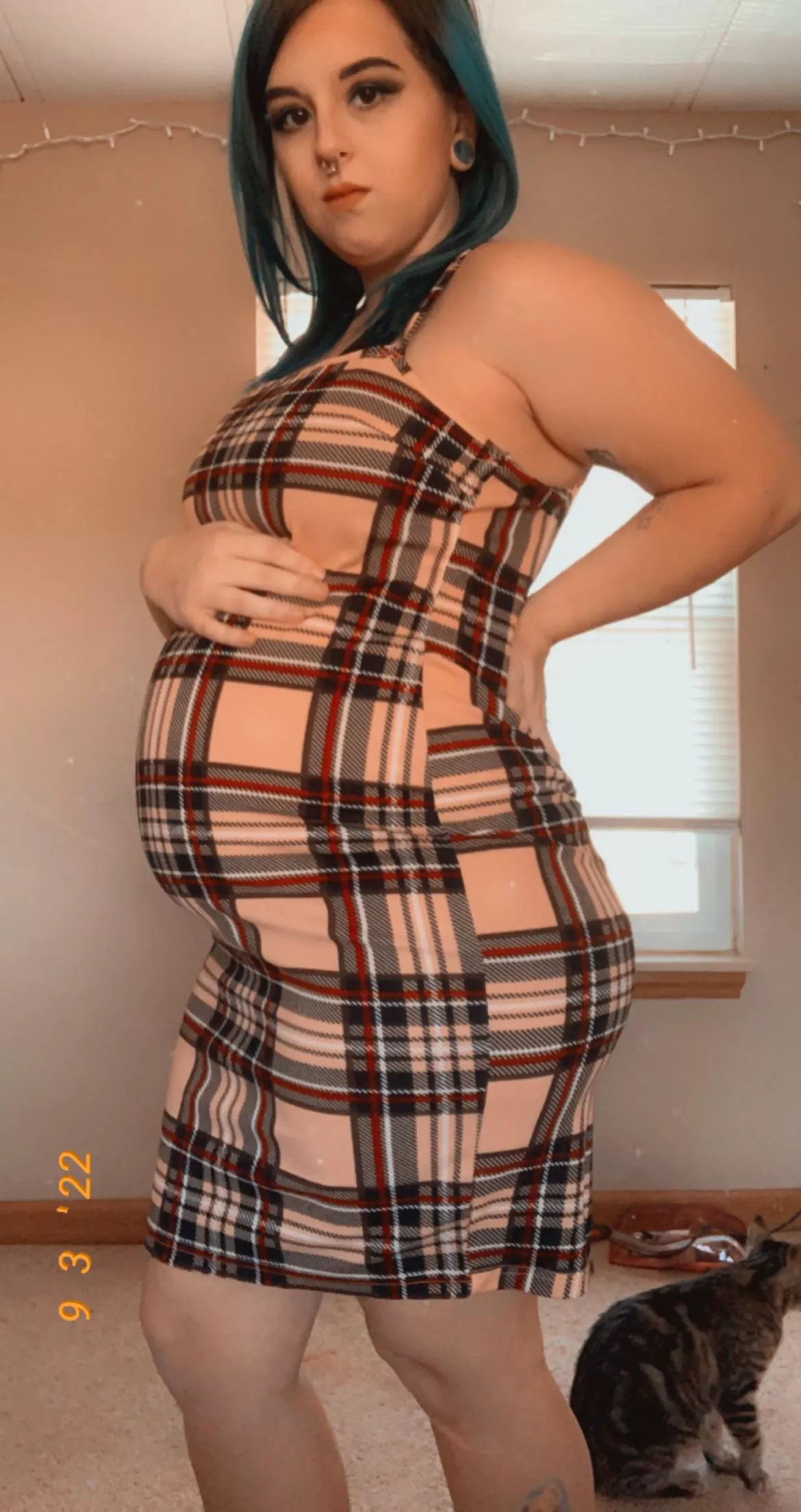 22 weeks and getting very round 🥰