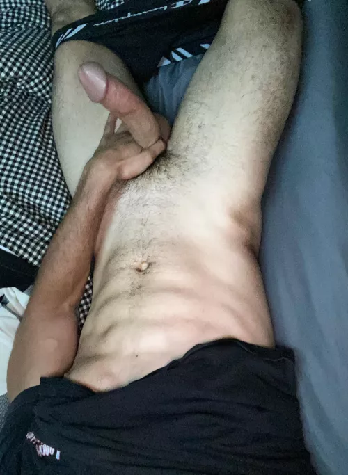 [23] come take a seat