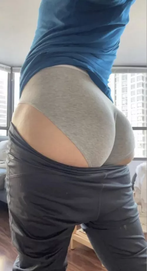 25. Masc bottom in Chicago. Looking for guys in the area. Masc/hung ++ sc: Just4mckenzie