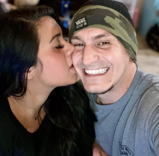 [28F/32M] looking for a 🦄 to have fun with ❤️ no single males.