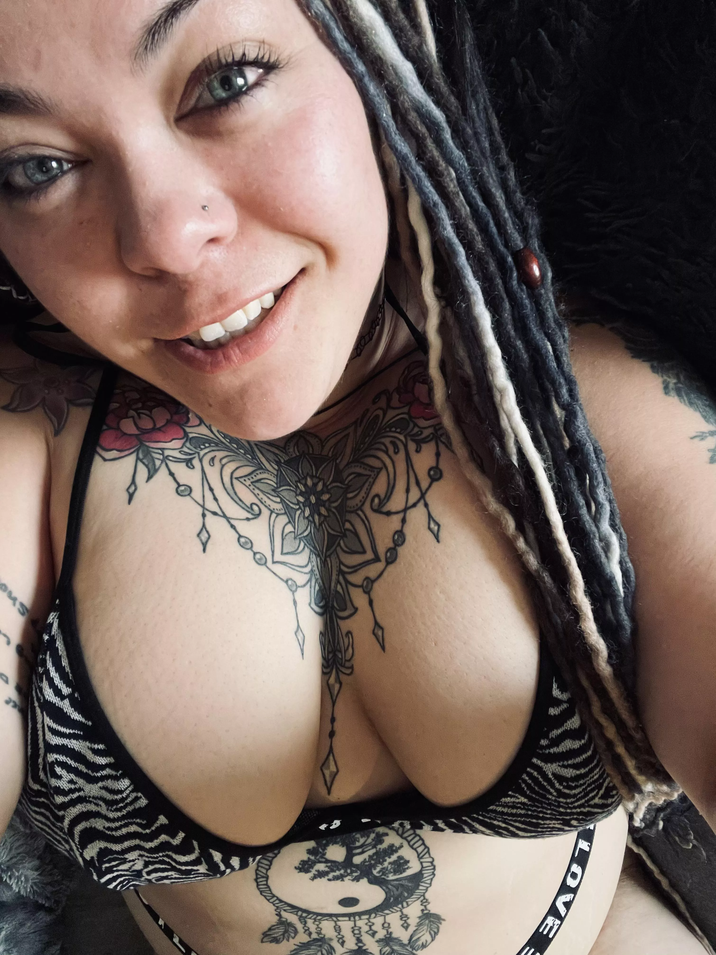 [29F] What’s your favorite snack?