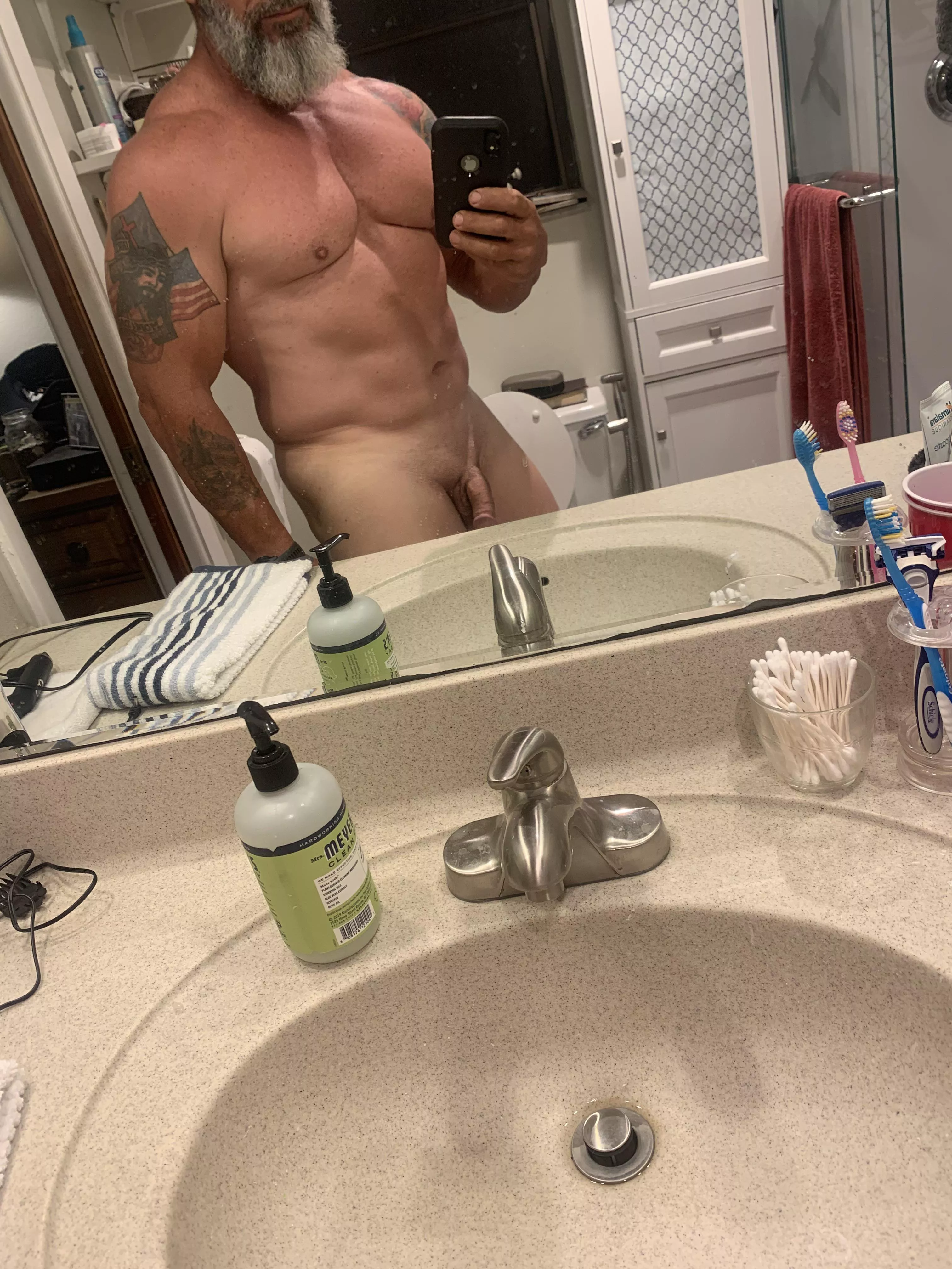 3 months after trimming my beard ( big mistake) it’s coming back strong!