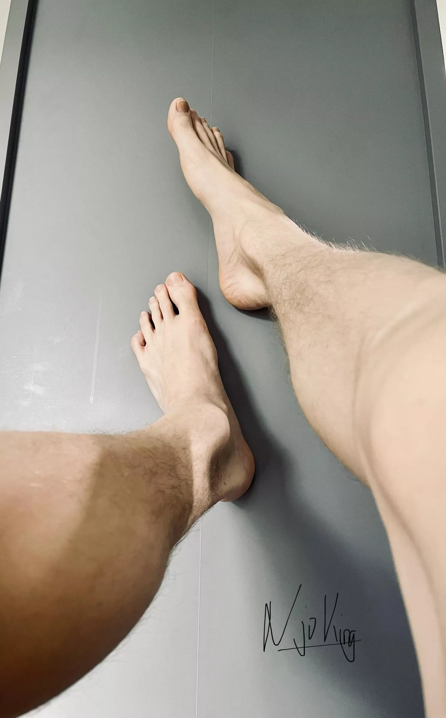 (31) Do you like what you see? My legs and 12.5US feet.