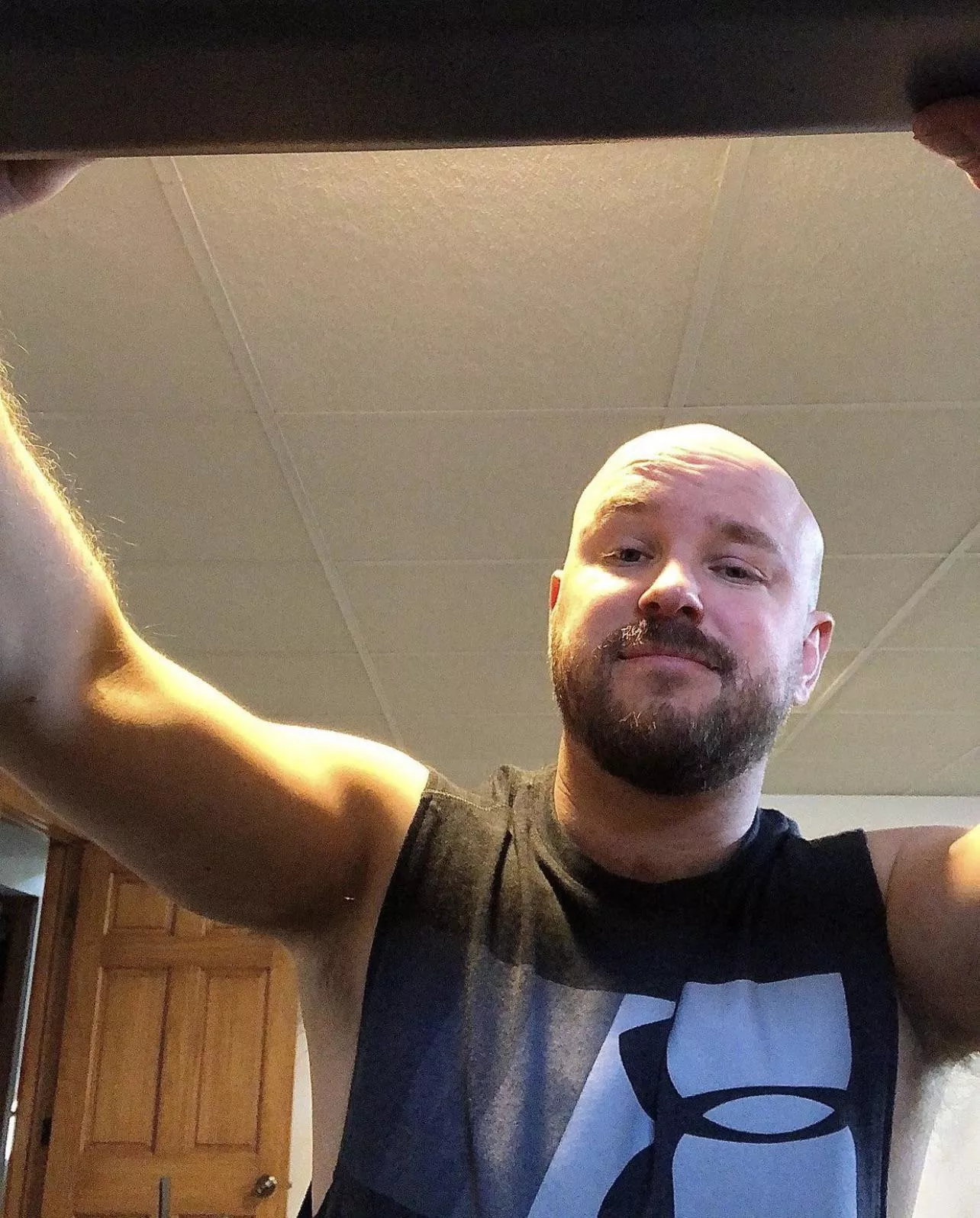 (32) What’s up bros 💪🏼😎✌️