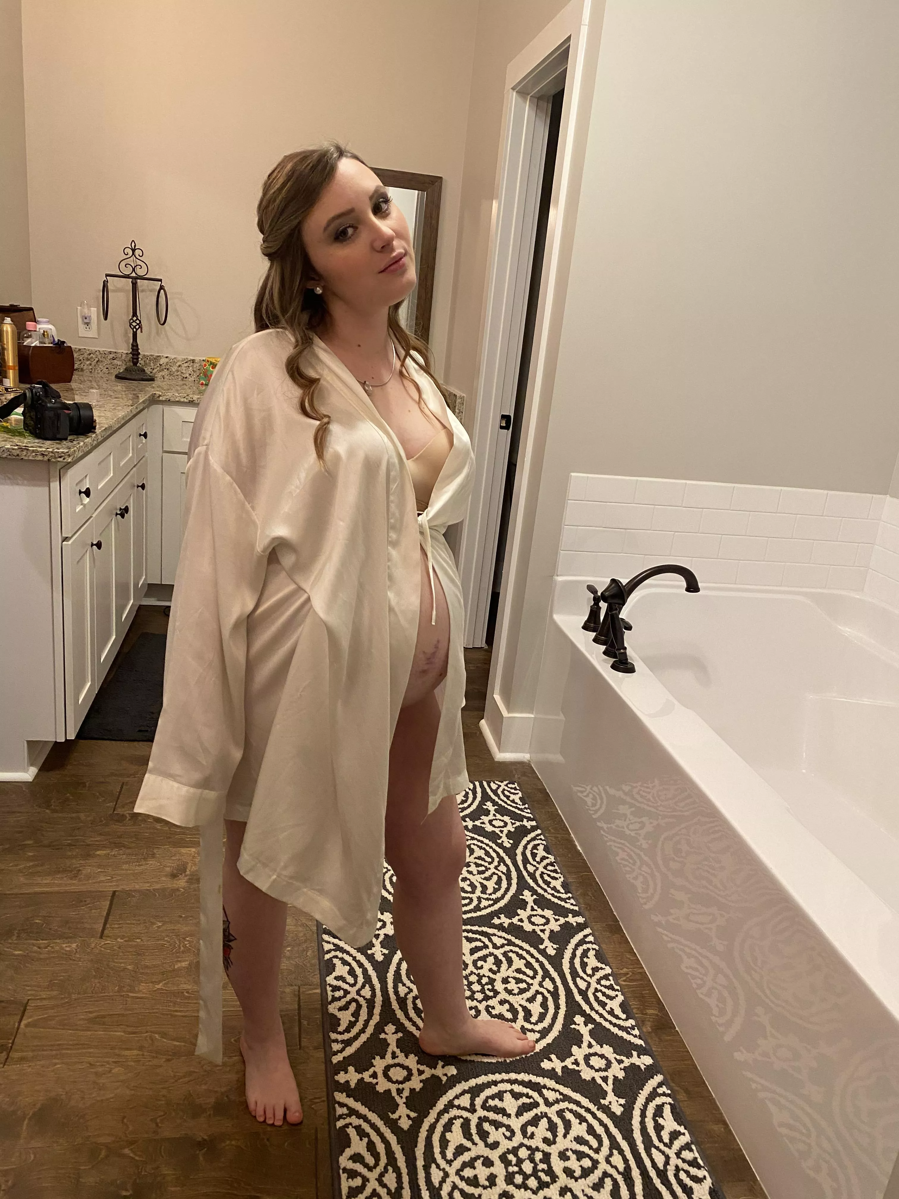 39 weeks , felt sexy today