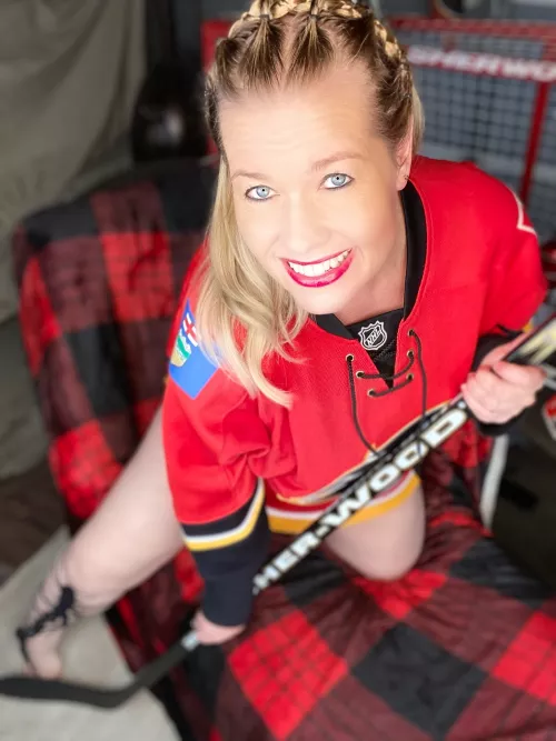 (42) Hockey milf 💋