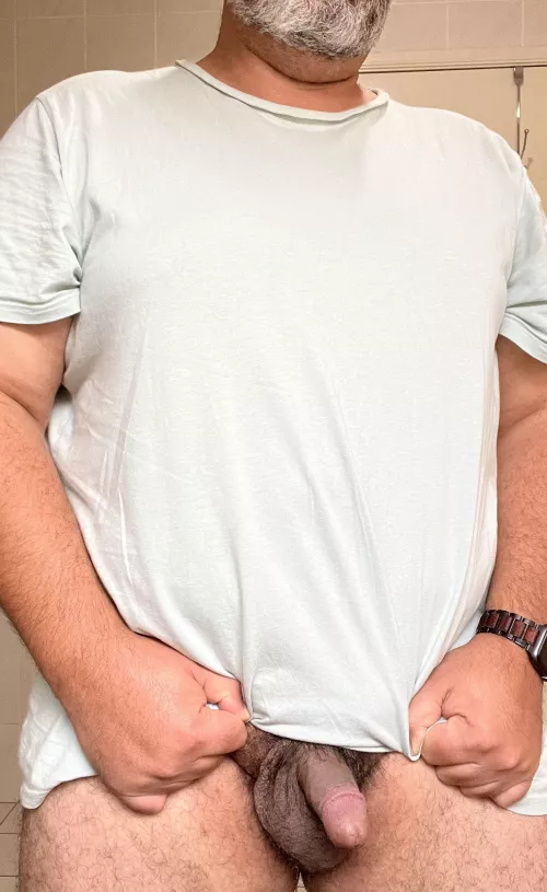 (46) Daddy’s home…