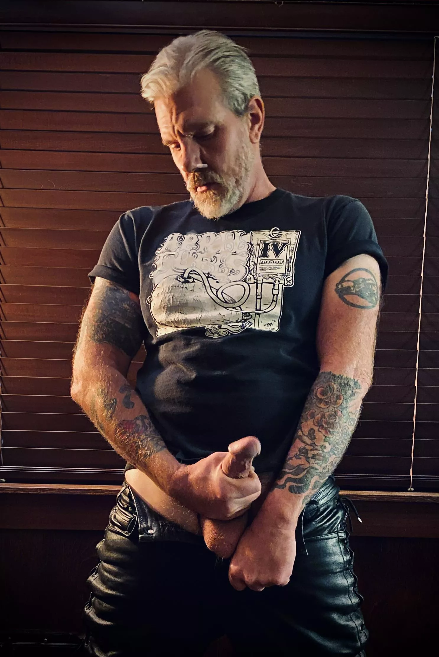 [51]…Do you like leather?