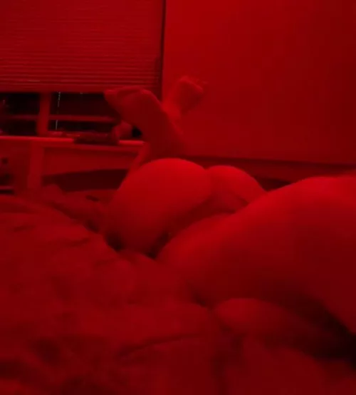 5’2 horny 18y.o;) cum see more on my onlyfans(top 2.8%) link in comments