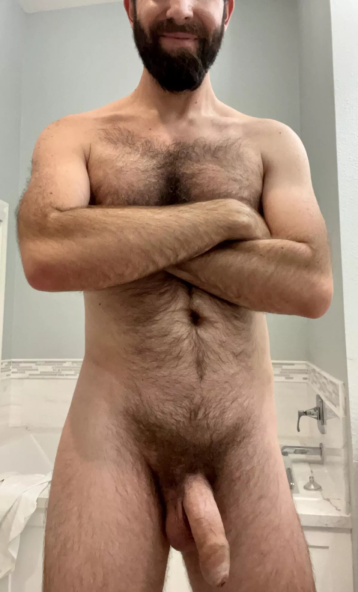 A beard but no boner. Anyone wanna help me with that?