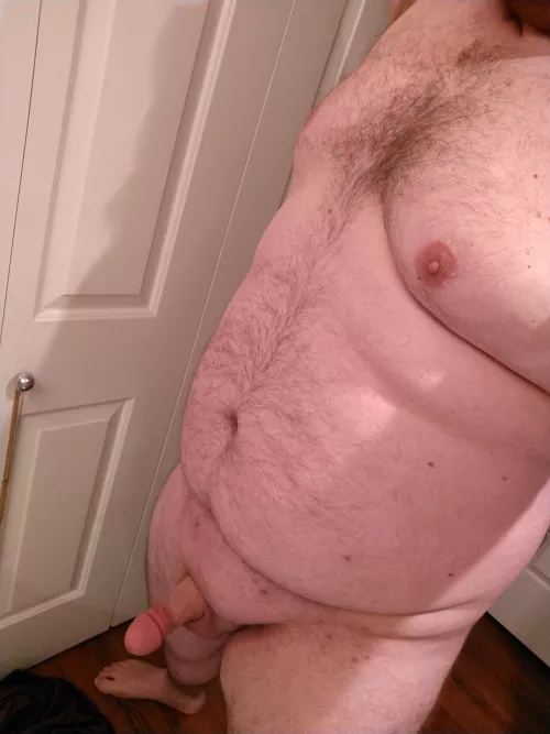 A freshly trimmed cock and an after work body shot 😘