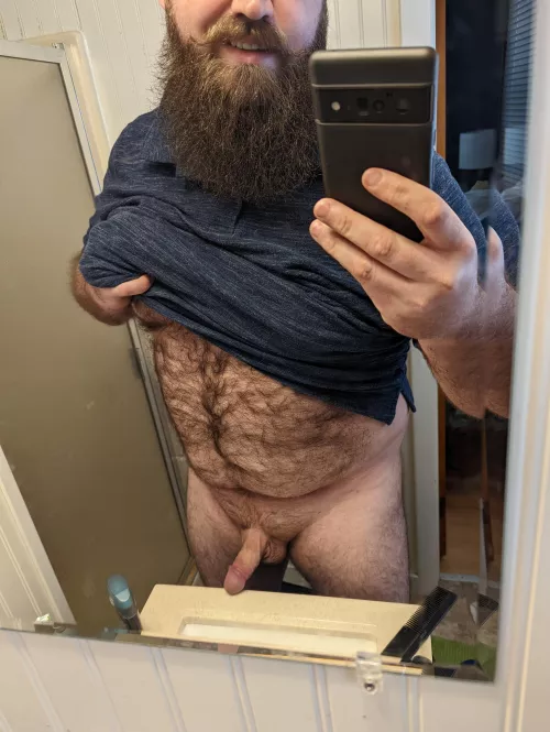 A little chest/belly hair and porn! 😏