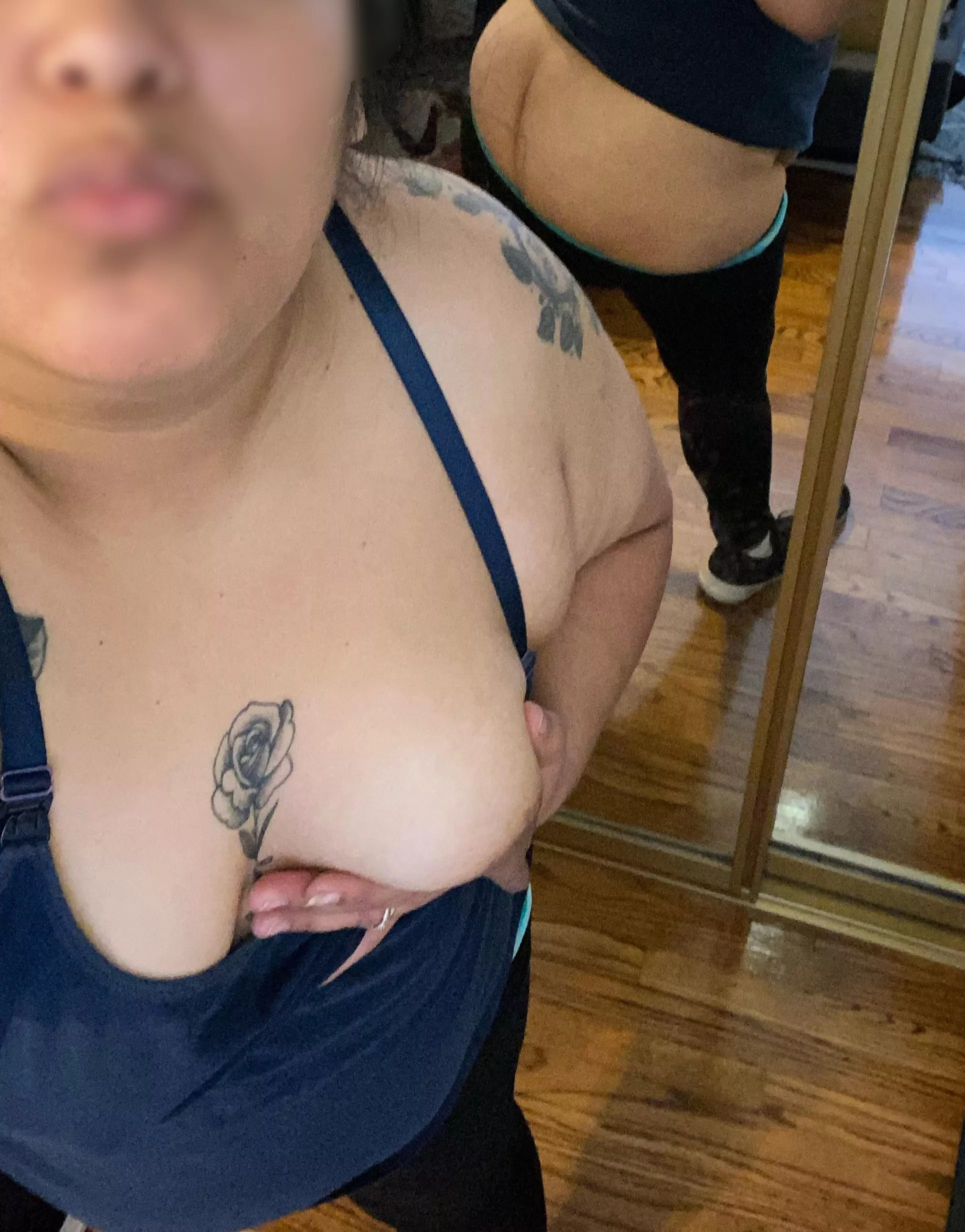 A little tease for Daddy. Do you think he’ll like it?