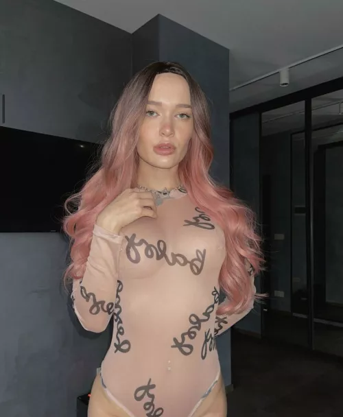 A sneak peek of my tits? | Dropped link in comments and in my profile