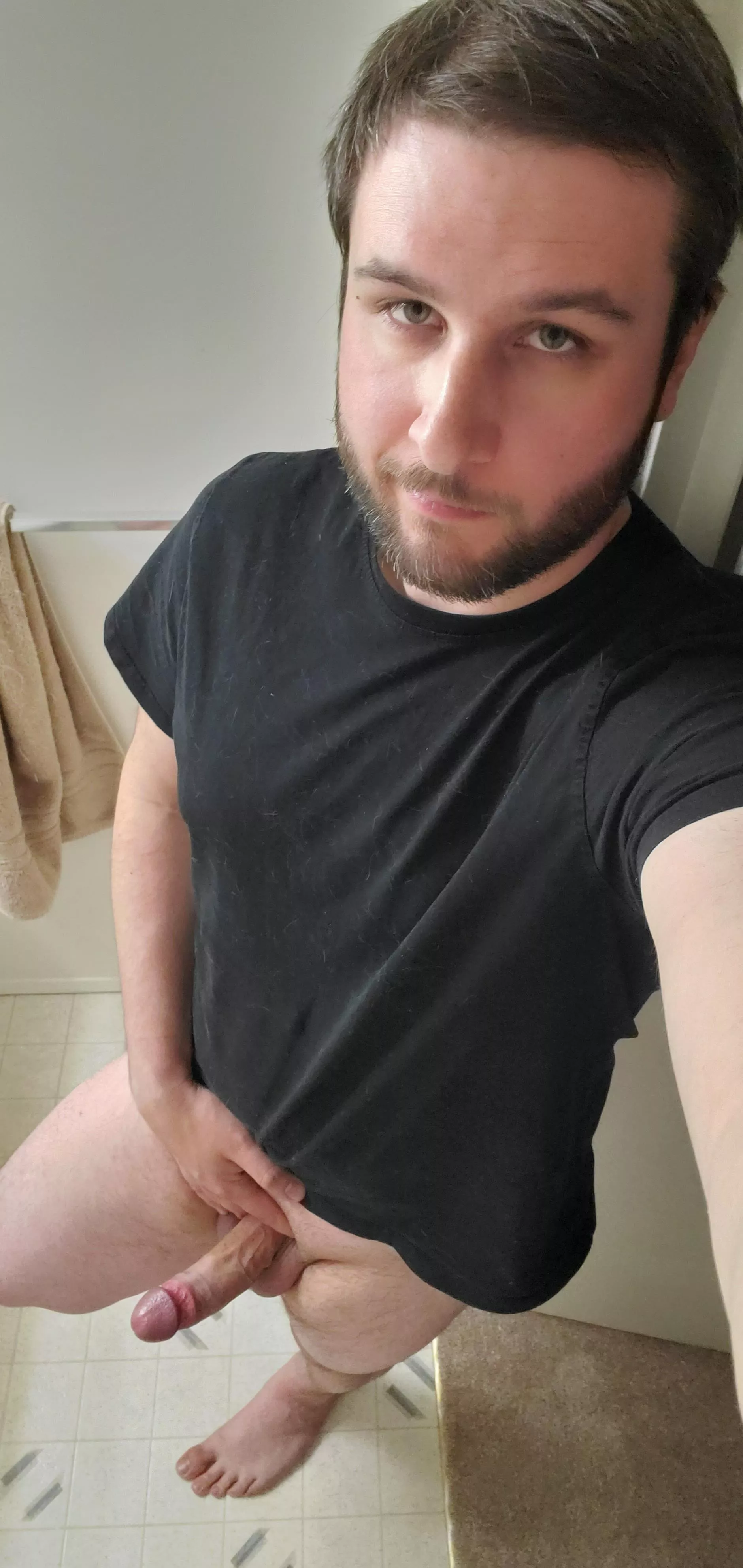 A tease before a shower. Feel free to join for that part 😁