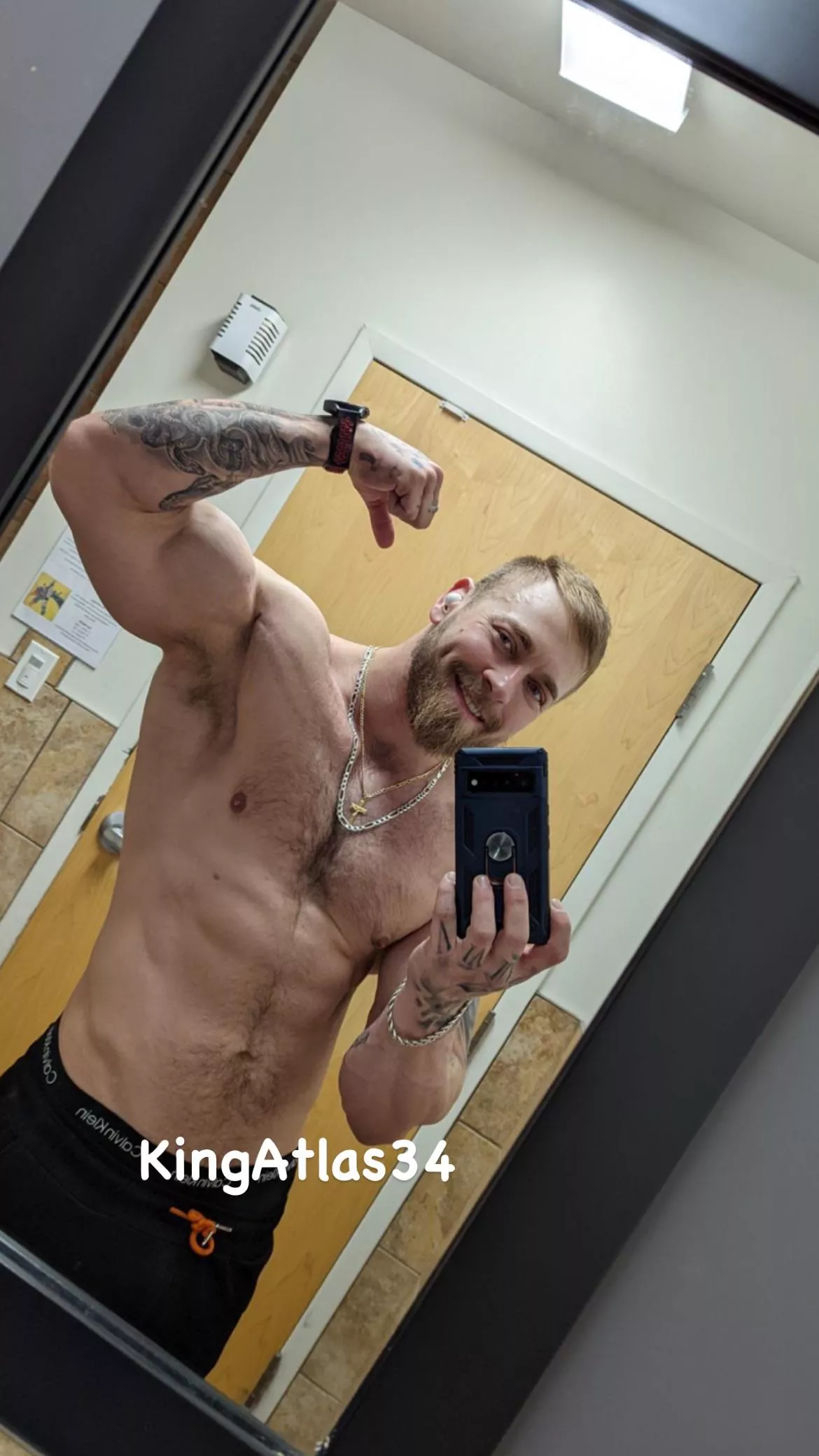 Already at the gym π gotta work hard so I can dominate my subs Already at the gym π gotta work hard so I can dominate my subs