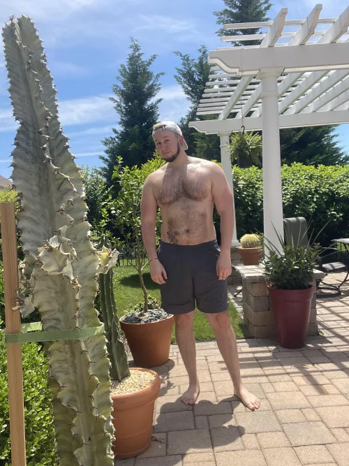 Always use an SPF this summer bros. 🌞