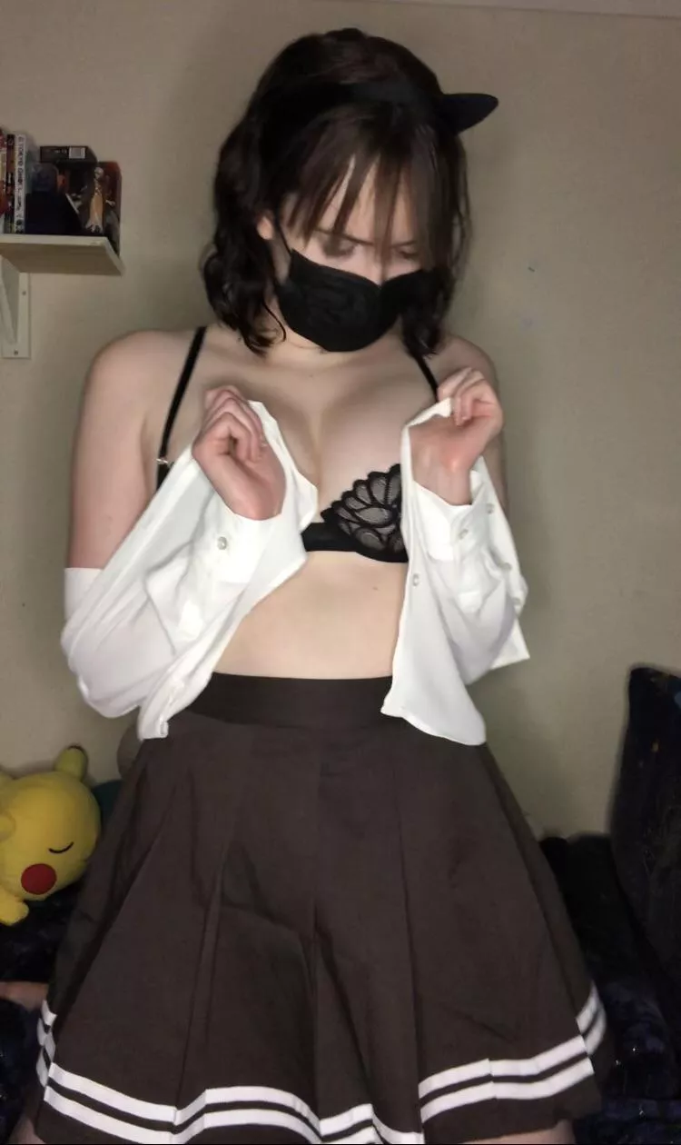 always wondered how many freckles I have 🤔 we could do a strip search 😉