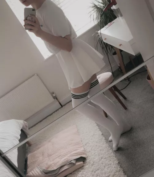 Am I cute in white? 🤔