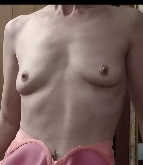 an old pic but it's one I like. hope you like my flatties!