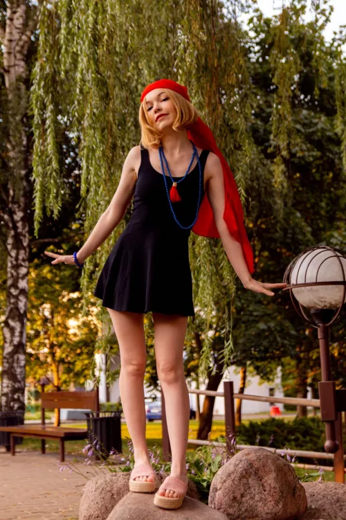 Anna by Murrning_Glow